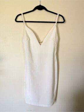 Monaco White V-Neck Sheath Dress Size Large
